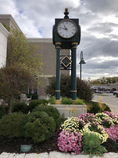 Picture in front of Keystone Crossing Mall