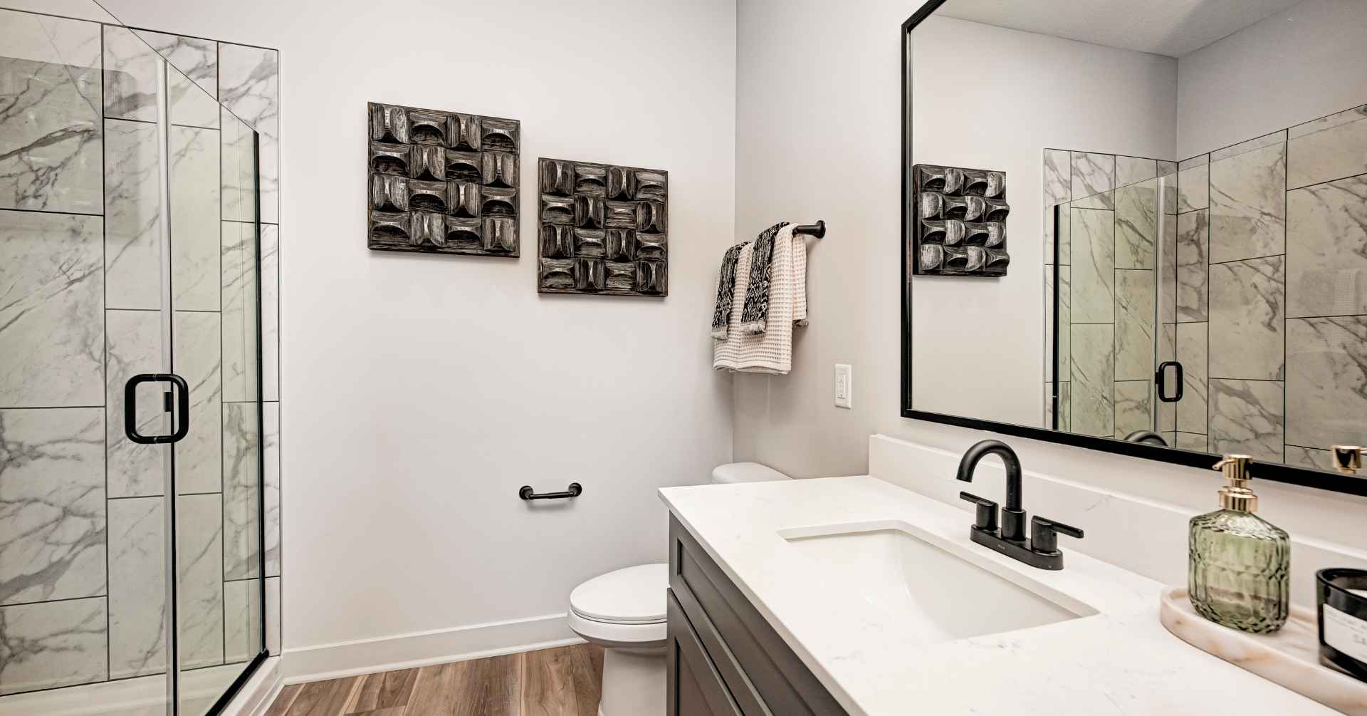 Crossing 5 Model Bathroom