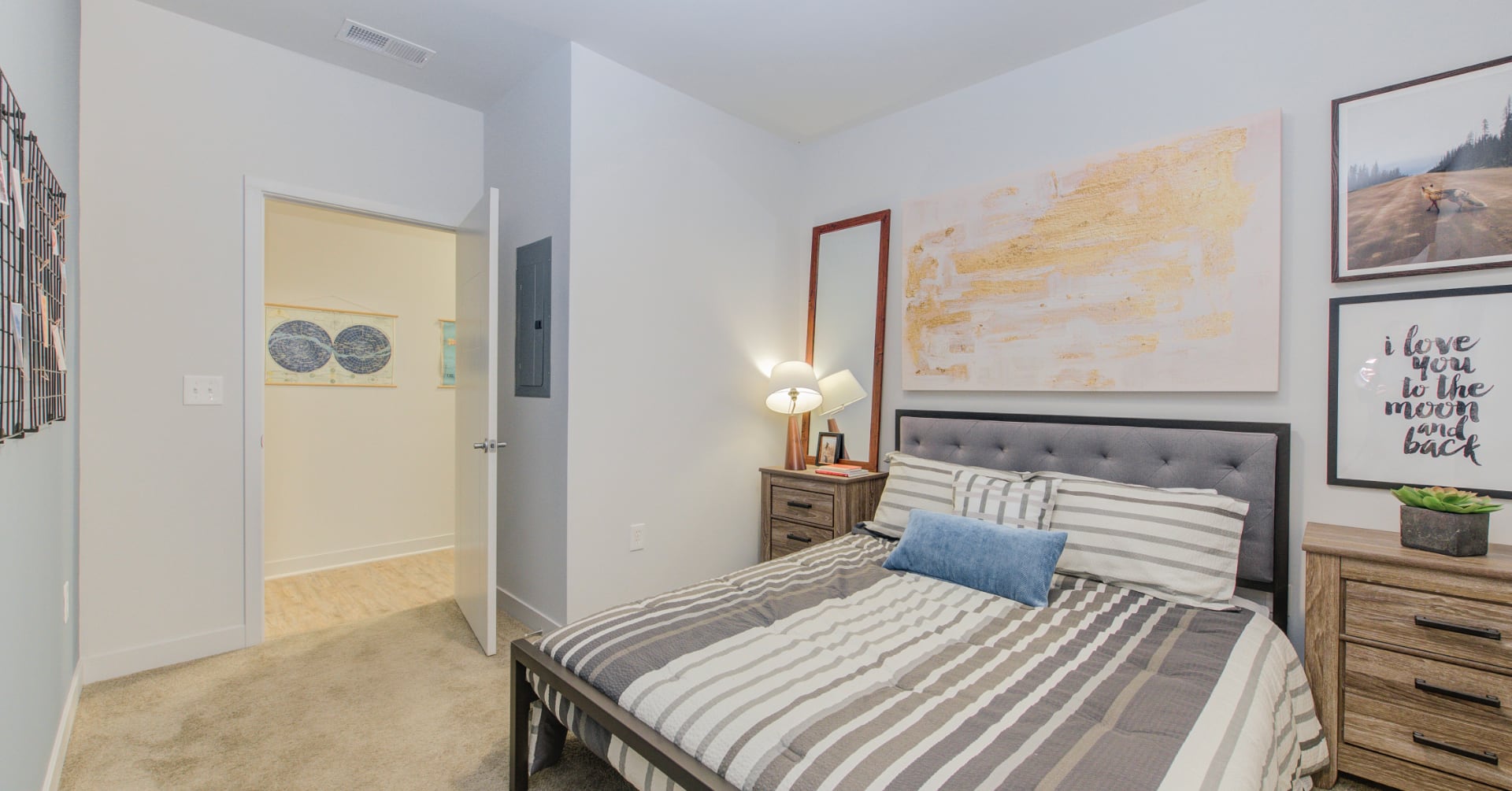 Flats&#32;Bedroom