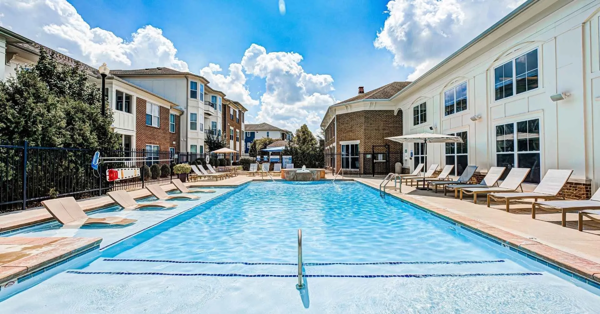 Highpointe Pool