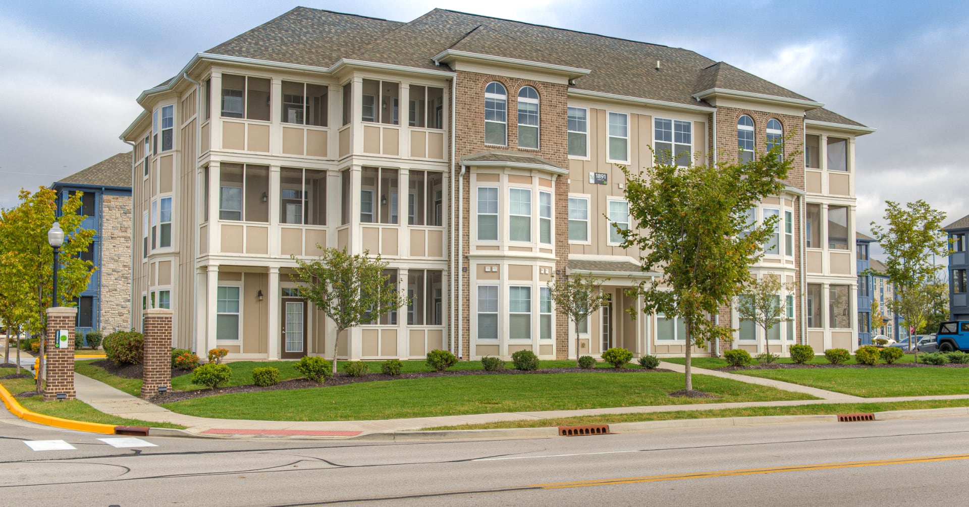 Ivy Flats Exterior