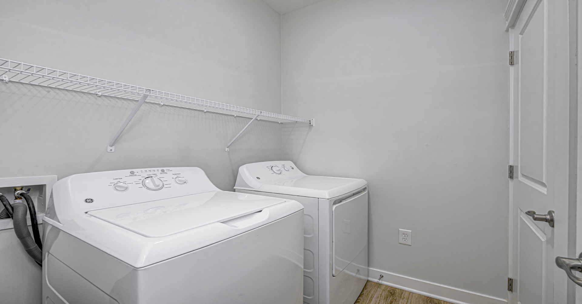 Lakeside 2 washer and dryer room