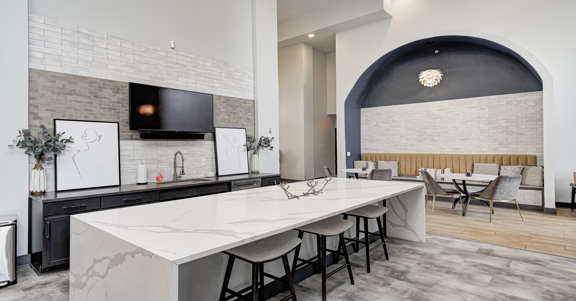 Verge Clubhouse 2