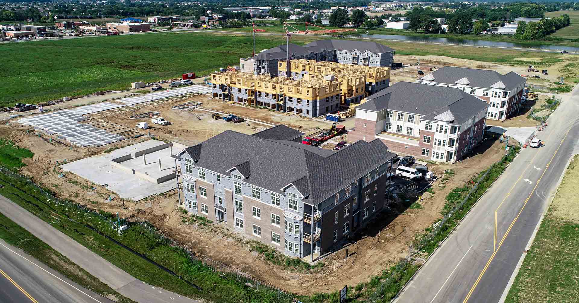 Panoramic view of Wheelhouse Apartments on the monon